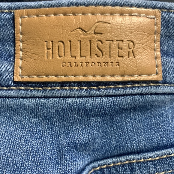 Hollister High-rise Super Skinny Denim Ripped Jeans - Picture 3 of 4